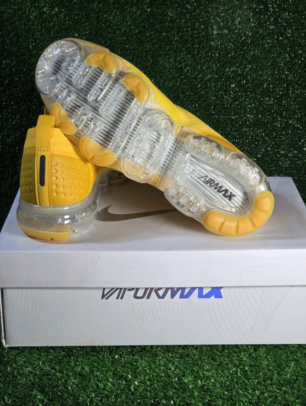 Nike Vapormax Laceless Men’s University 🟡 Yellow Slip-On VaporMax Running Shoe - Picture 4 of 8